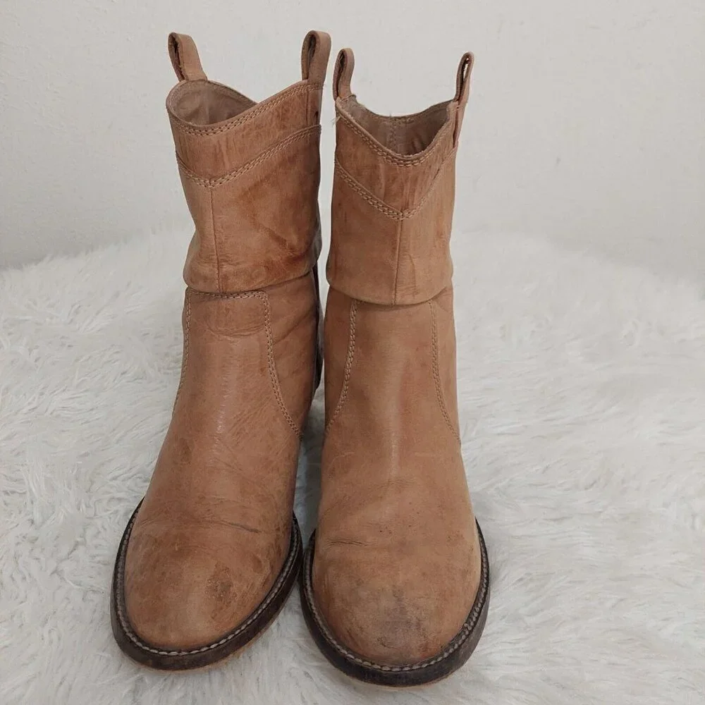 Dingo Women's Size 8.5 M Tan Leather Cowboy Western Ankle Boots‎ Distressed